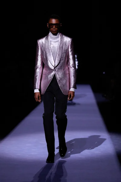 Look 33